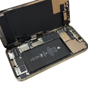 iPhone12 バッテリー交換