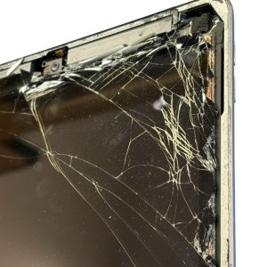 iPad6画面交換修理