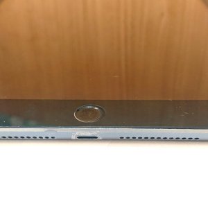 iPad7 ドックコネクター交換修理