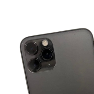 【iPhone11pro アウトカメラ修理】