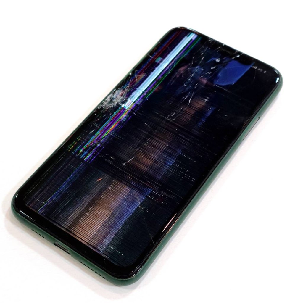 iPhone11ProMAX 液晶交換