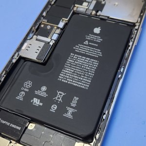 【iPhone 12 Pro Maxバッテリー交換】充電の減りが早いなら即交換！｜前橋市富士見
