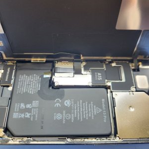 iPhone13Pro バッテリー 交換 修理