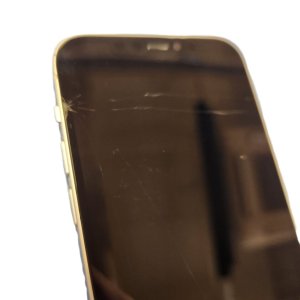 【iPhone13 フロントパネル交換】カバンに入れていたらに画面が割れた、、、当店に相談いただければ即解決！| 根室市松本町