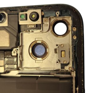 【iPhone13 アウトカメラ交換】カメラを起動しても真っ暗に！画像が全くうつせない。｜根室市花咲港