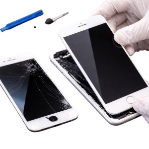 iPhoneSE2の液晶パネル交換修理