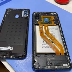 サムソン ギャラクシー 電池交換| 龍ケ崎市久保台| ご予約にて当日修理いたします！