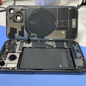 iPhone14  最大容量72% 電池修理| 印西市高花| バッテリー交換も電話予約で即日お渡しの修理対応しております‼︎