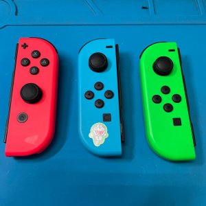 ニンテンドー Switch コントローラーバッテリー交換修理| つくばみらい市奉社| Switchもご予約で即日修理対応致します！