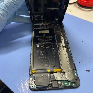 Google pixel 画面割れ 液晶交換修理| 牛久市| Android携帯修理修理もご予約にて対応！