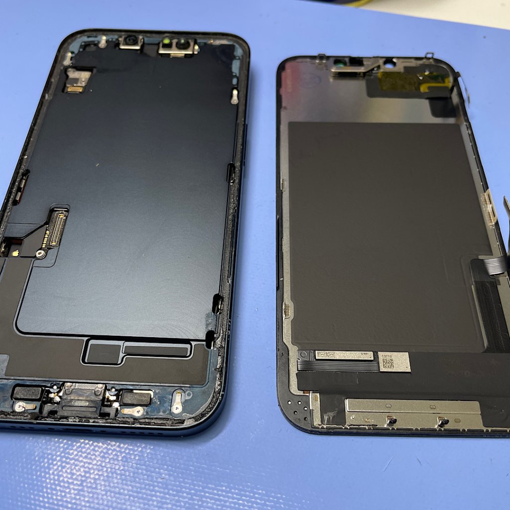 iPhone16e 液晶に陥没穴 液晶交換| 柏市| iPhone16シリーズの交換も即日お渡しで修理対応しております‼︎