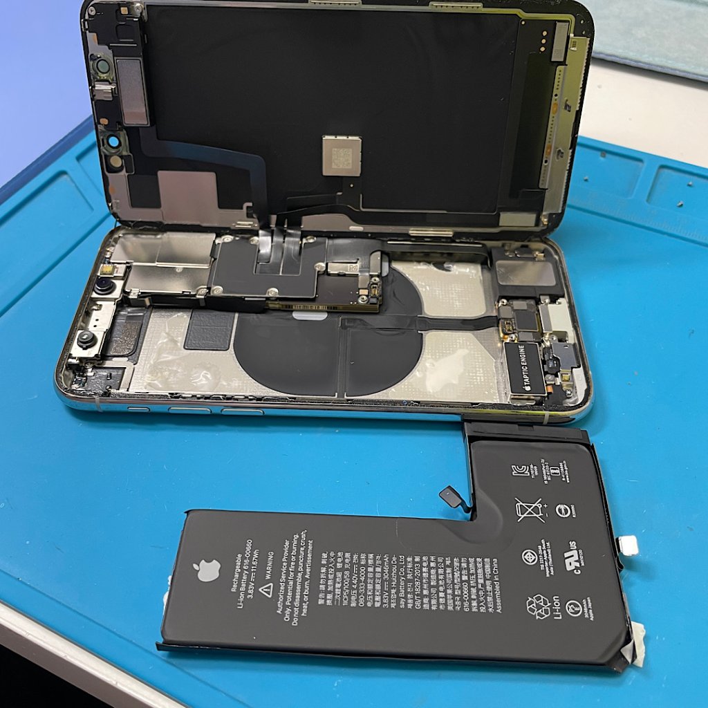 iPhone11Pro 保ち劣化 バッテリー交換 | 利根町八幡台| バッテリー交換も即日対応致します！