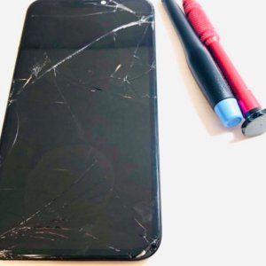 iPhoneXR アイフォンXR フロントパネル交換