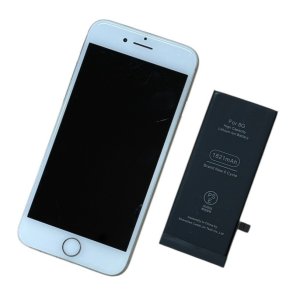 iPhone8 バッテリー交換