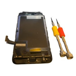 iPhoneSE3　液晶交換