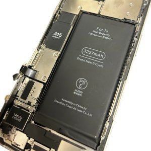 iPhone13のバッテリー交換　札幌市 白石区 菊水