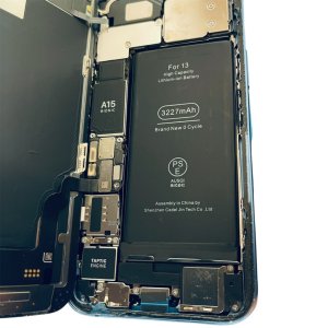 【最大容量73%】iPhone13バッテリー交換修理