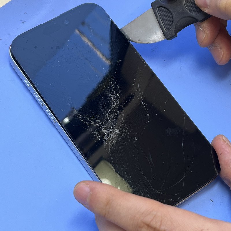【iPhone 14 Pro液晶修理】画面が割れて使いにくくないですか？即日修理可能です！｜前橋市六供町