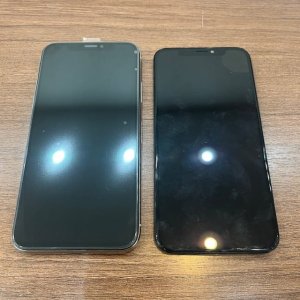 iPhoneX修理 液晶画面の交換｜蕨市塚越