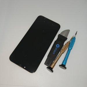 iPhone13ProMaxの液晶交換