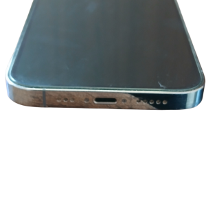 iPhone 13 Pro のライトニングコネクタ交換修理