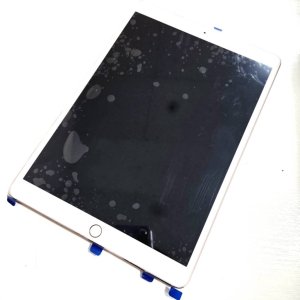 iPad（第8世代） フロントパネル交換