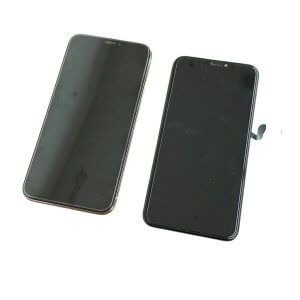 【iPhoneXR パネル交換】