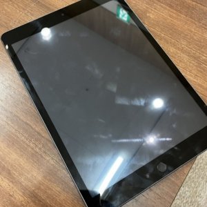 iPad 8 バッテリー交換| 日高市| 電池交換もご予約修理で対応しております！