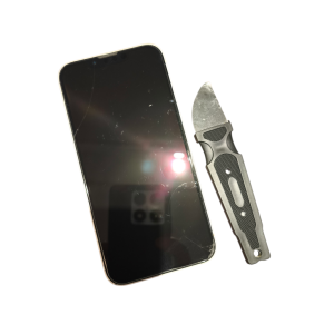 iPhone13 画面交換修理