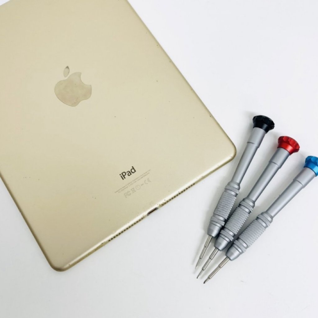 iPad バッテリー膨張 バッテリー交換修理| 狭山市中新田| iPadの修理もご予約にて対応致します！