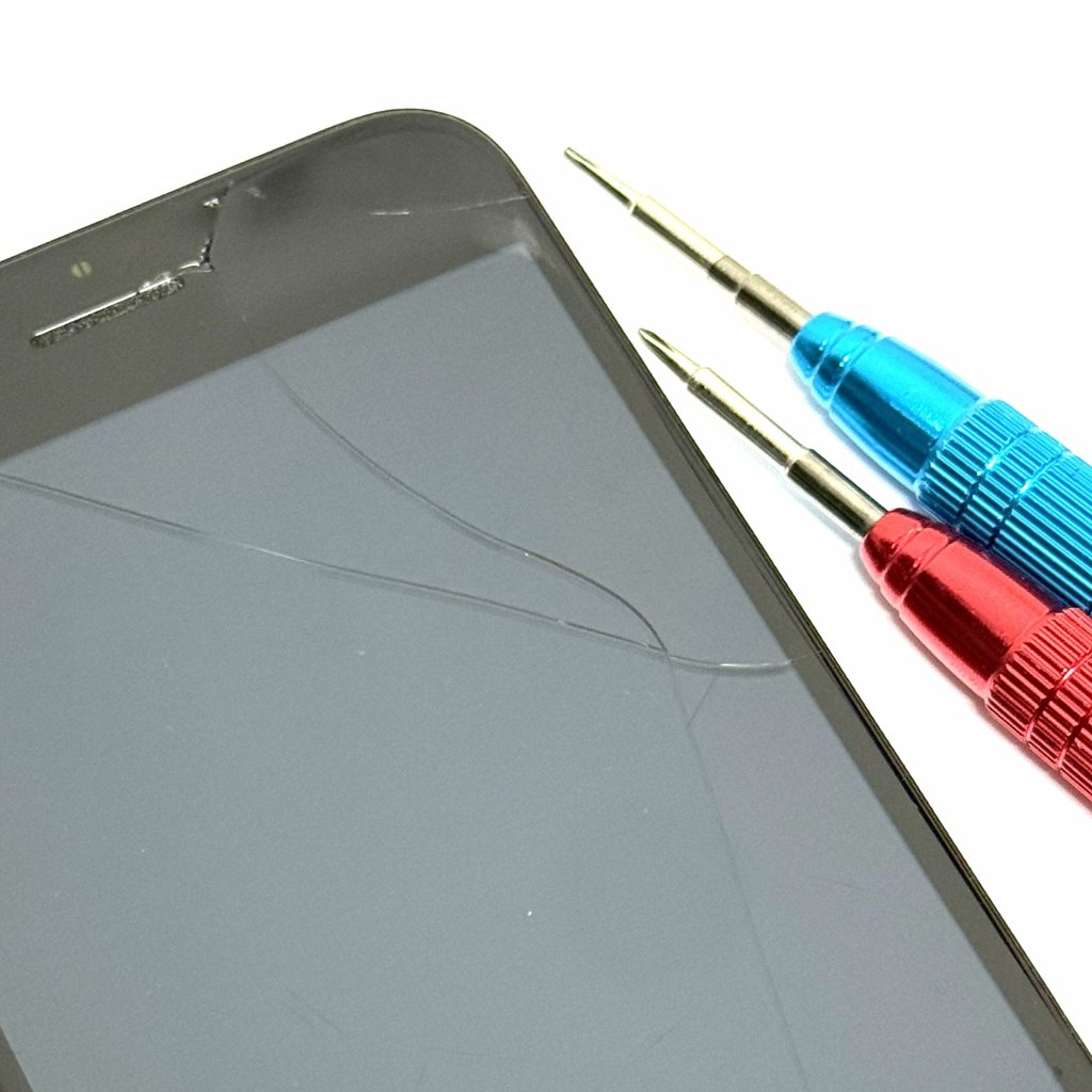 iPhoneSE3 フロントパネル交換