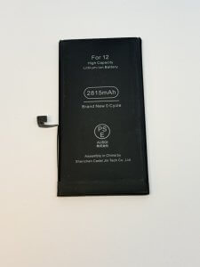 iPhone 12 バッテリー交換