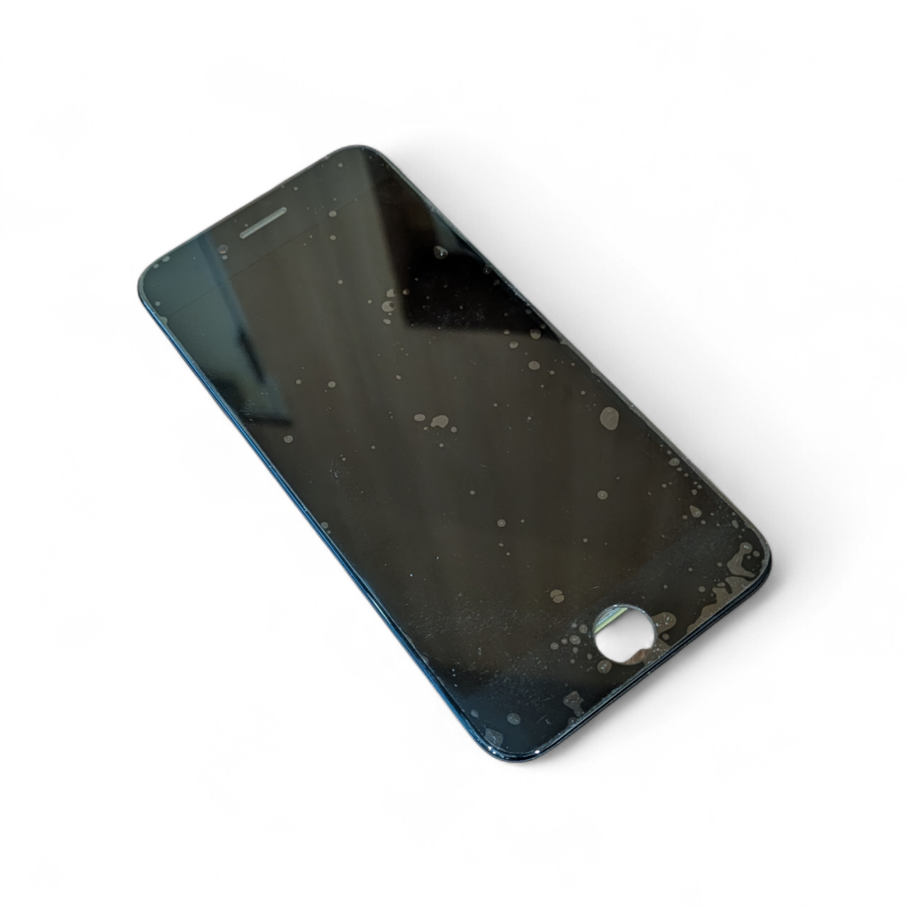 iPhoneSE3 パネル交換