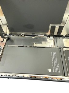 iPhoneSE3 バッテリー交換