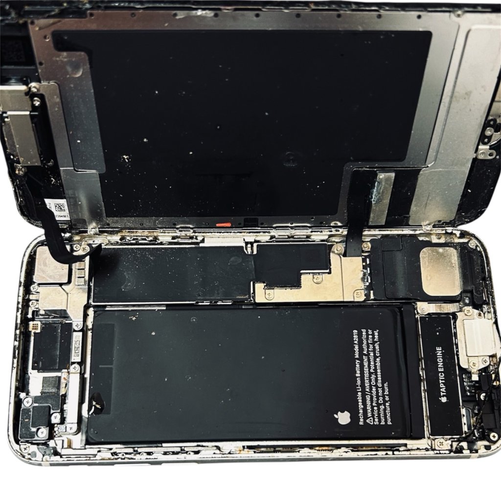 iPhoneSE3 水没修理