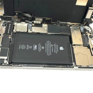 iPhone12 バッテリー交換