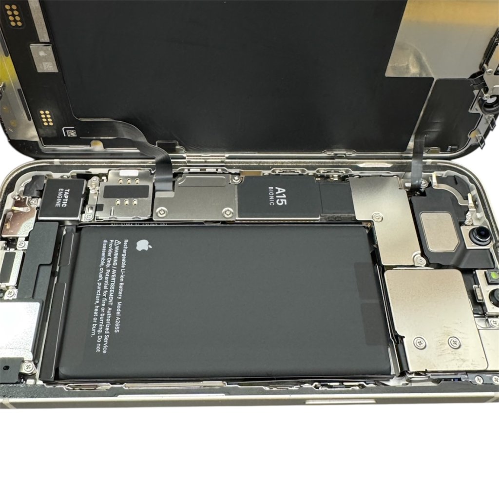 iPhone13 バッテリー交換