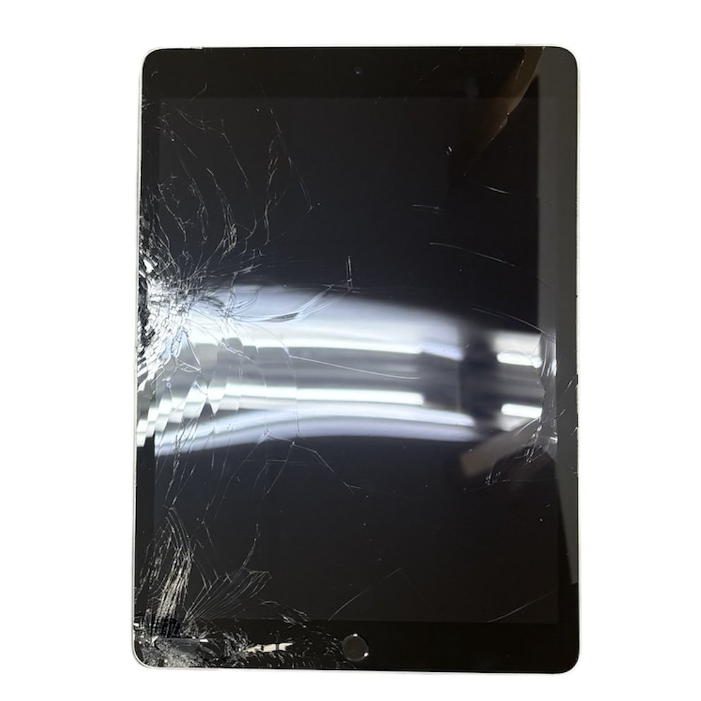 iPad9 液晶交換 (液晶破損、タッチ不良)