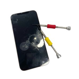 iPhone13 液晶パネル交換修理