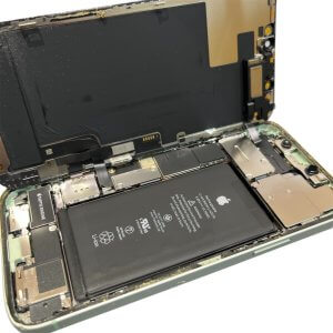 iPhone12　バッテリー交換