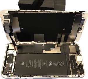 【iPhone 8 /バッテリー交換修理】