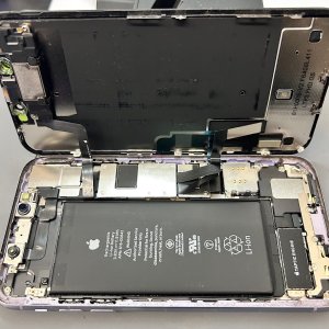 【iPhone 11 /液晶交換修理】