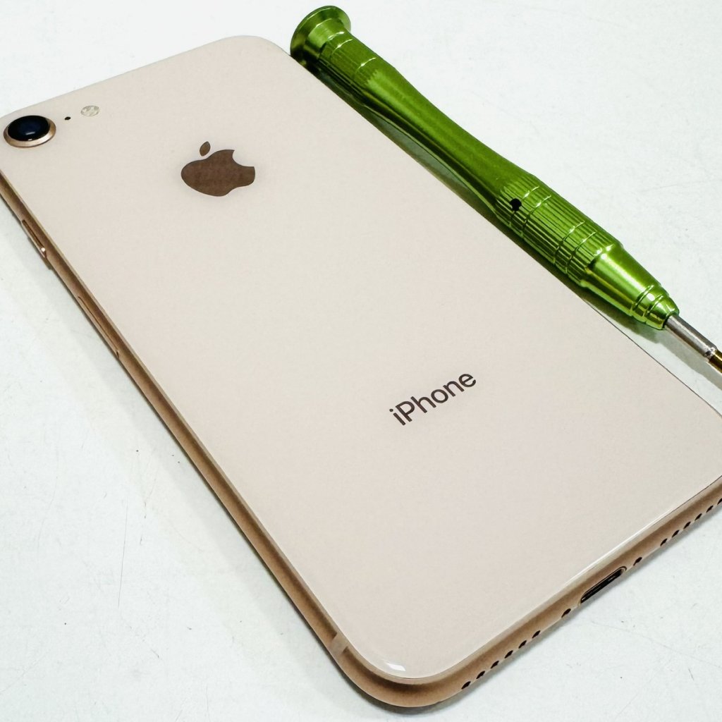 iPhone8 バッテリー交換