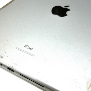 iPad第7世代 ドッグコネクタ修理