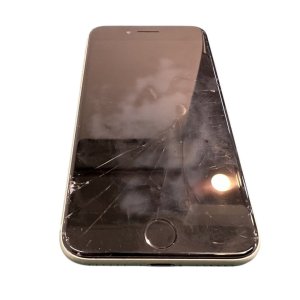 iPhoneSE3　液晶交換