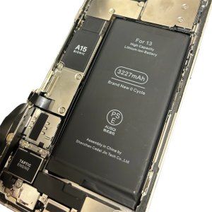 iPhone13 バッテリー交換