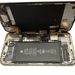 iPhone11 バッテリー交換 修理