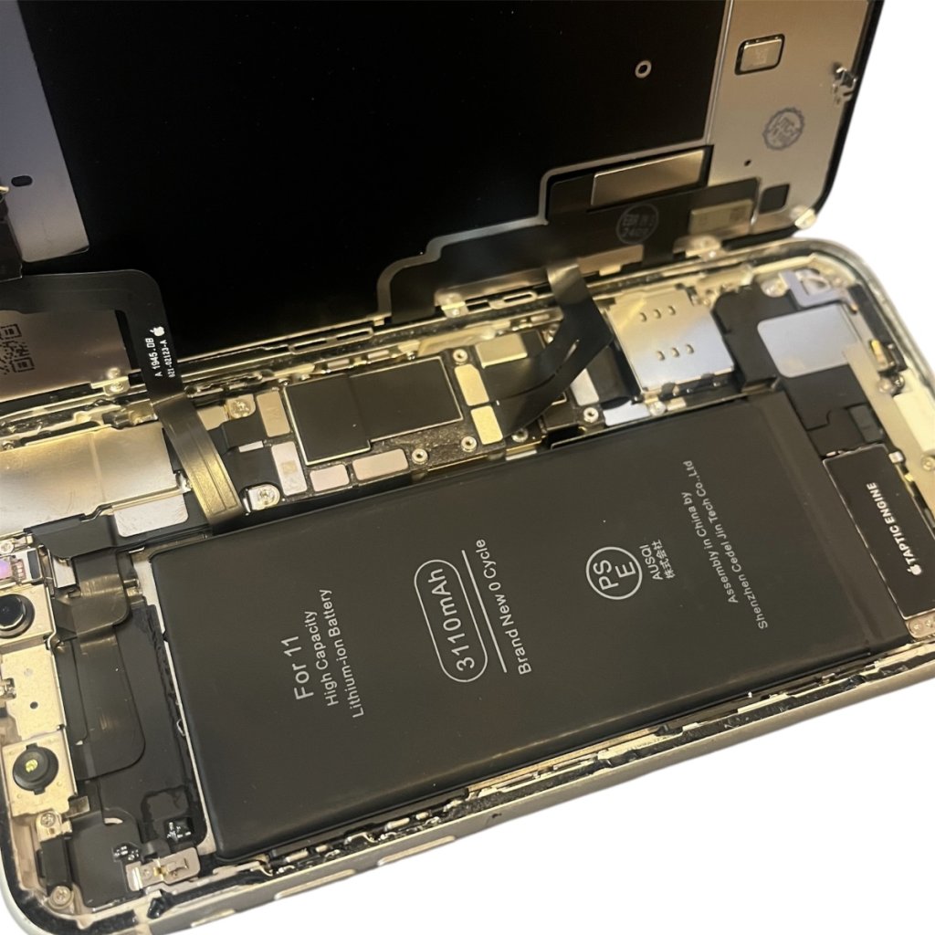 iPhone11 バッテリー交換
