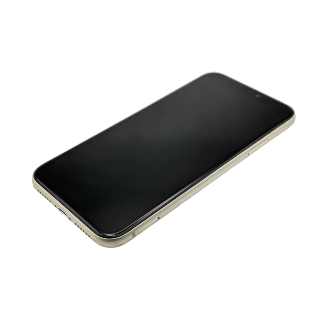 iPhone11 アウトカメラ修理