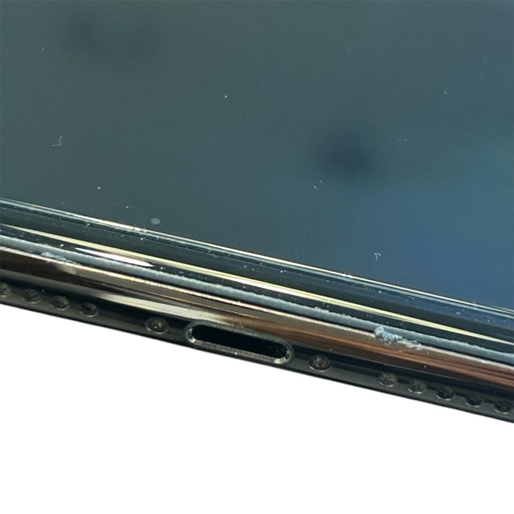 iPhone11ProMaxライトニング修理